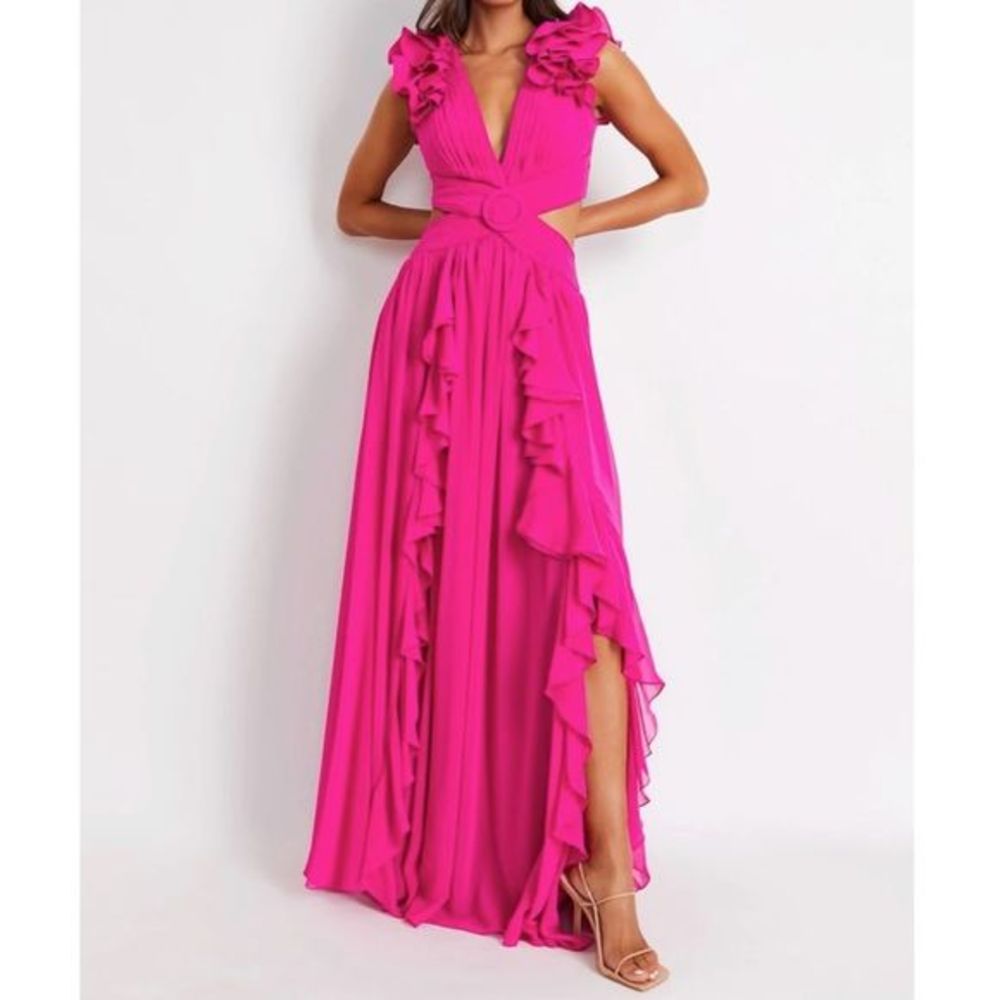 Patbo Flutter Sleeve Maxi Dress